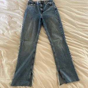 Zara split hem jeans size 28 but taken in to fit like a 27. So comfortable